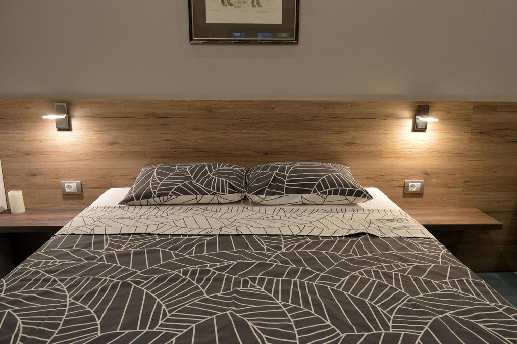 Ni Apartment Millas מראה חיצוני תמונה