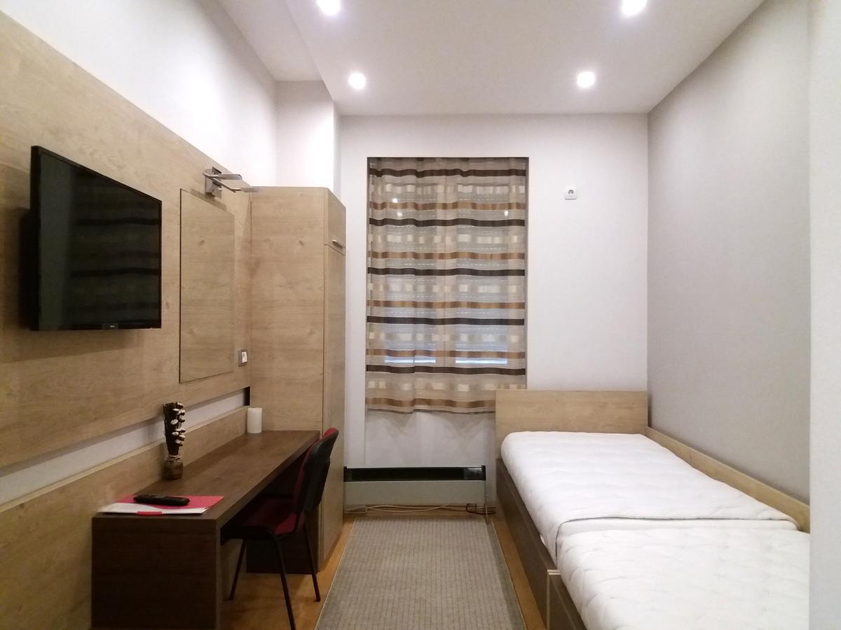 Ni Apartment Millas מראה חיצוני תמונה